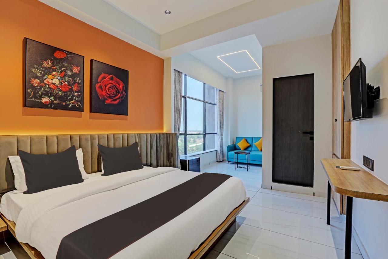 Hotel Lee Platinum Ahmedabad Luaran gambar